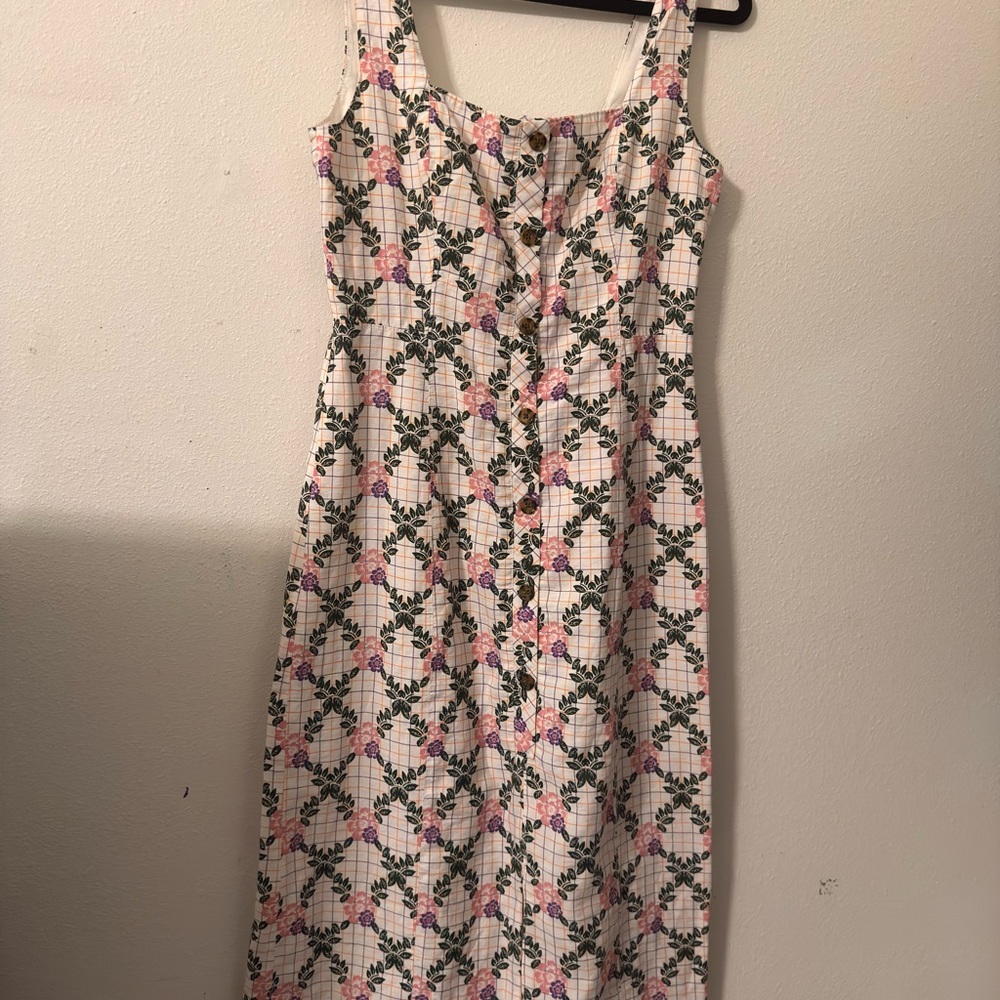 Chic Floral Midi Dress in Cream and Pink